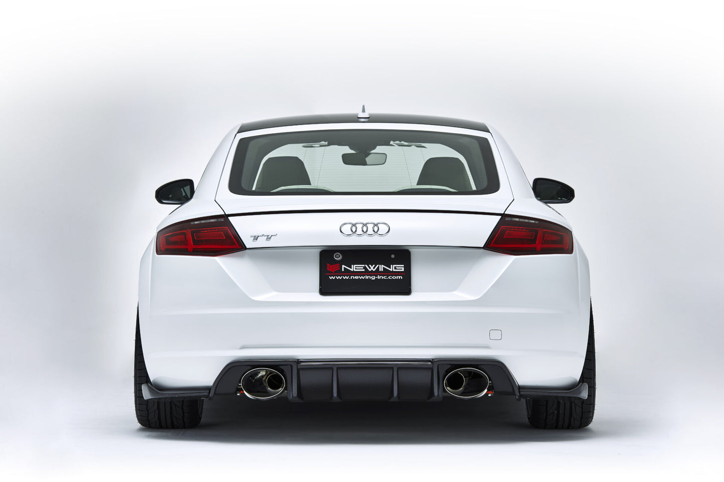 Audi TT (8S) Bodykit NEWING Alpil Original Rear Diffuser(マフラーカッター付き)