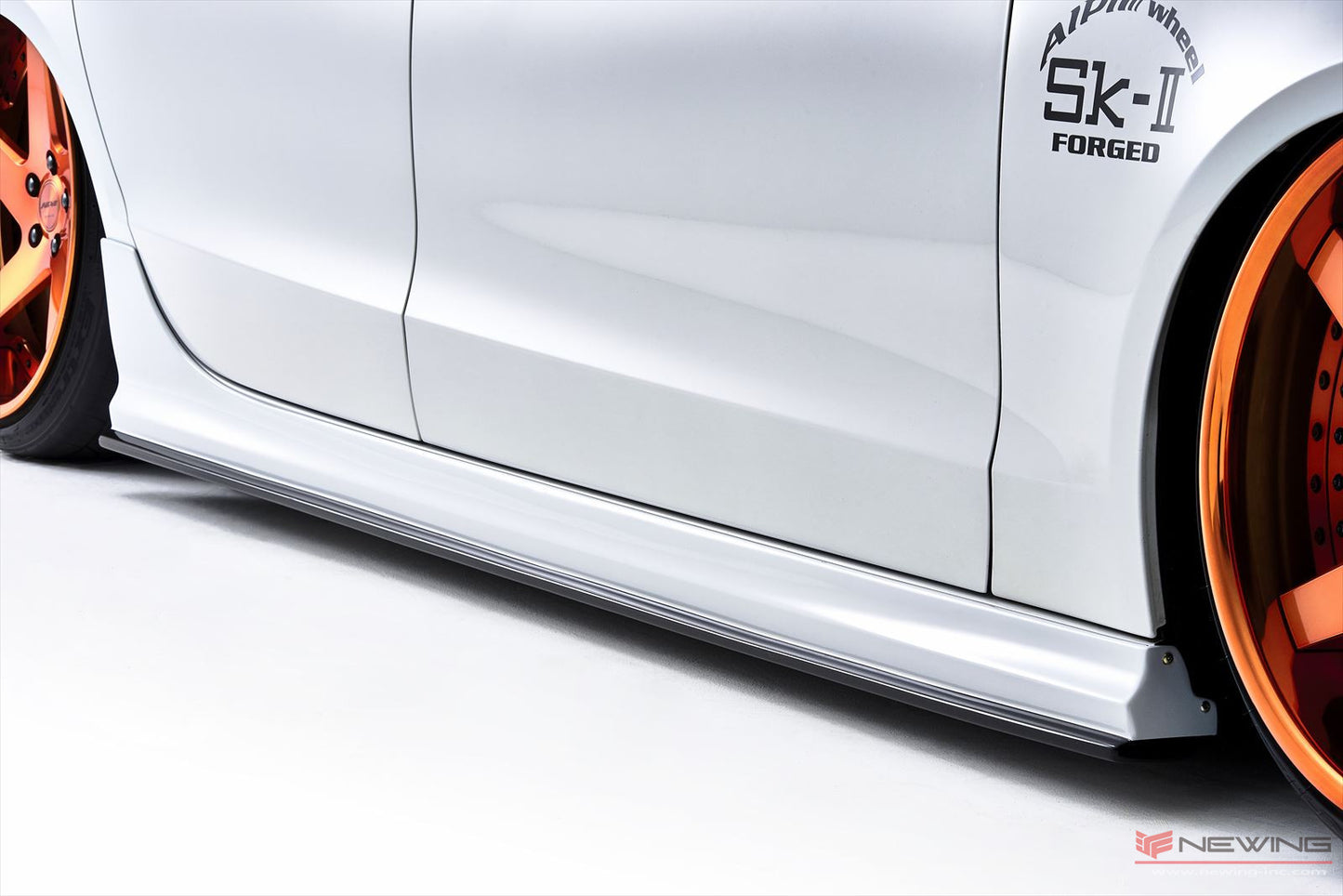 Audi A7sportback (4G) NEWING Alpil Original Side Step &amp; Side Flap (4piece)