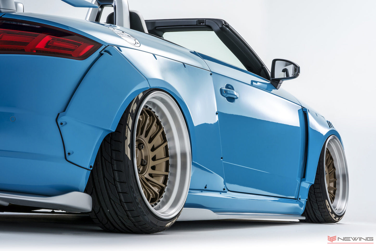 Audi TT (8S) RSR NEWING Alpil Original Rear Diffuser(マフラーカッター付き)