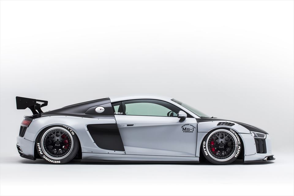 Audi R8 (4S)　Complete Body kit