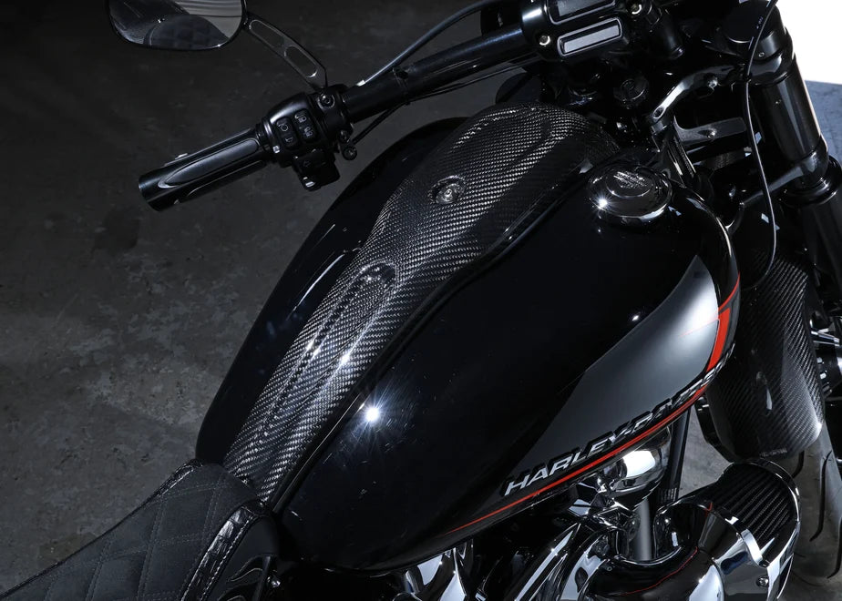 【OZbyNEWINGオリジナル】BREAKOUT専用エアロパーツ6点セット 【クラッシュカーボン】