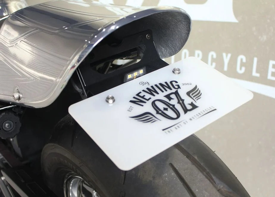 【OZbyNEWINGオリジナル】 リアフェンダーカウル専用テール・ナンバーキット