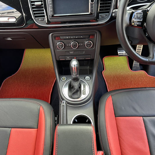 輸入車【グラデーション】NEWINGオリジナルデザインフロアマット