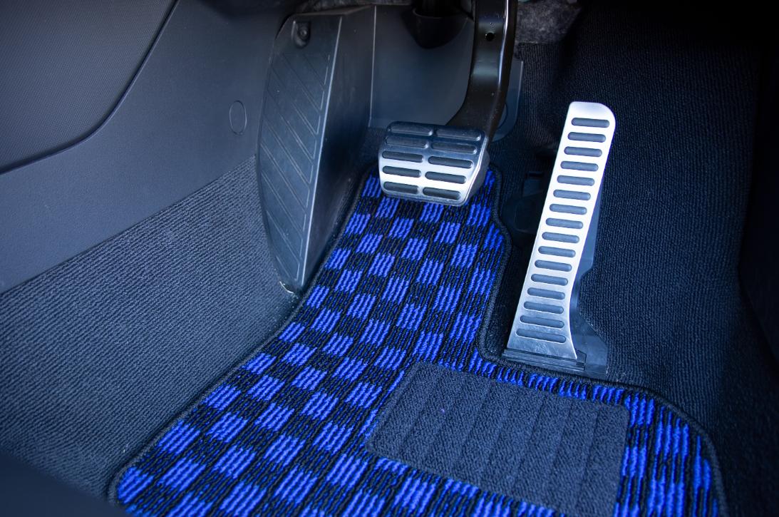 国産車【チェック】NEWINGフロアマット