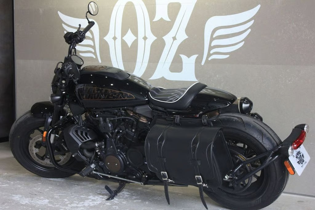 【OZbyNEWINGオリジナル】RH1250S Sportster S 専用シートカバー｜高精度フィット＆6色パイピングカスタム